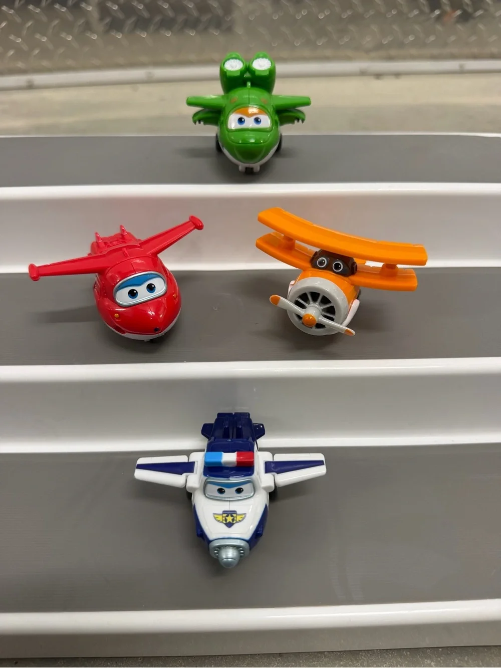 Super Wings Transforming Figures Lot Jett Donnie Mira Paul Airplane Robot